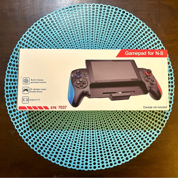 Handheld Controller for the Nintendo Switch, STK 7037, controller only, - Picture 2 of 6